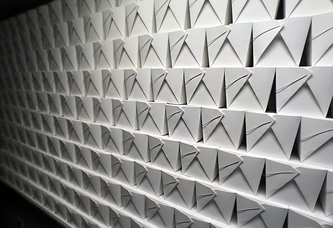 takeout carton wall