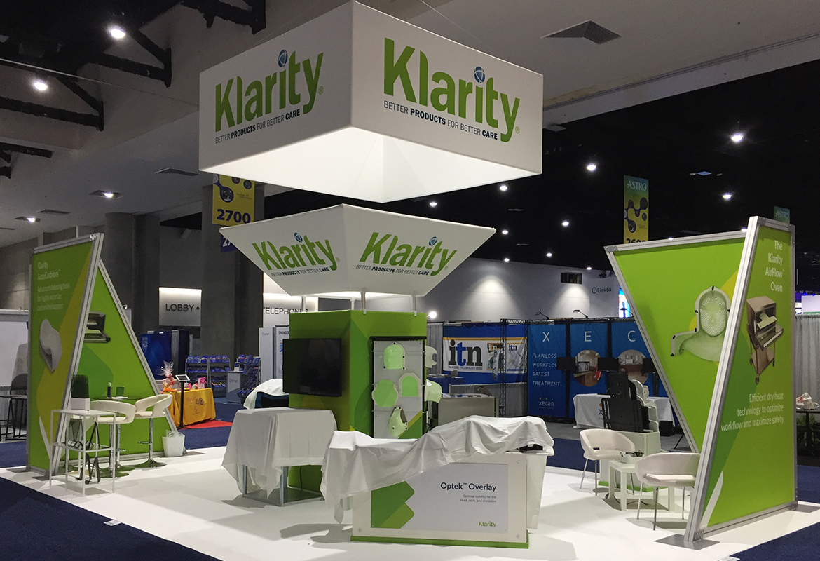 Scotts Miricle-Gro trade show set